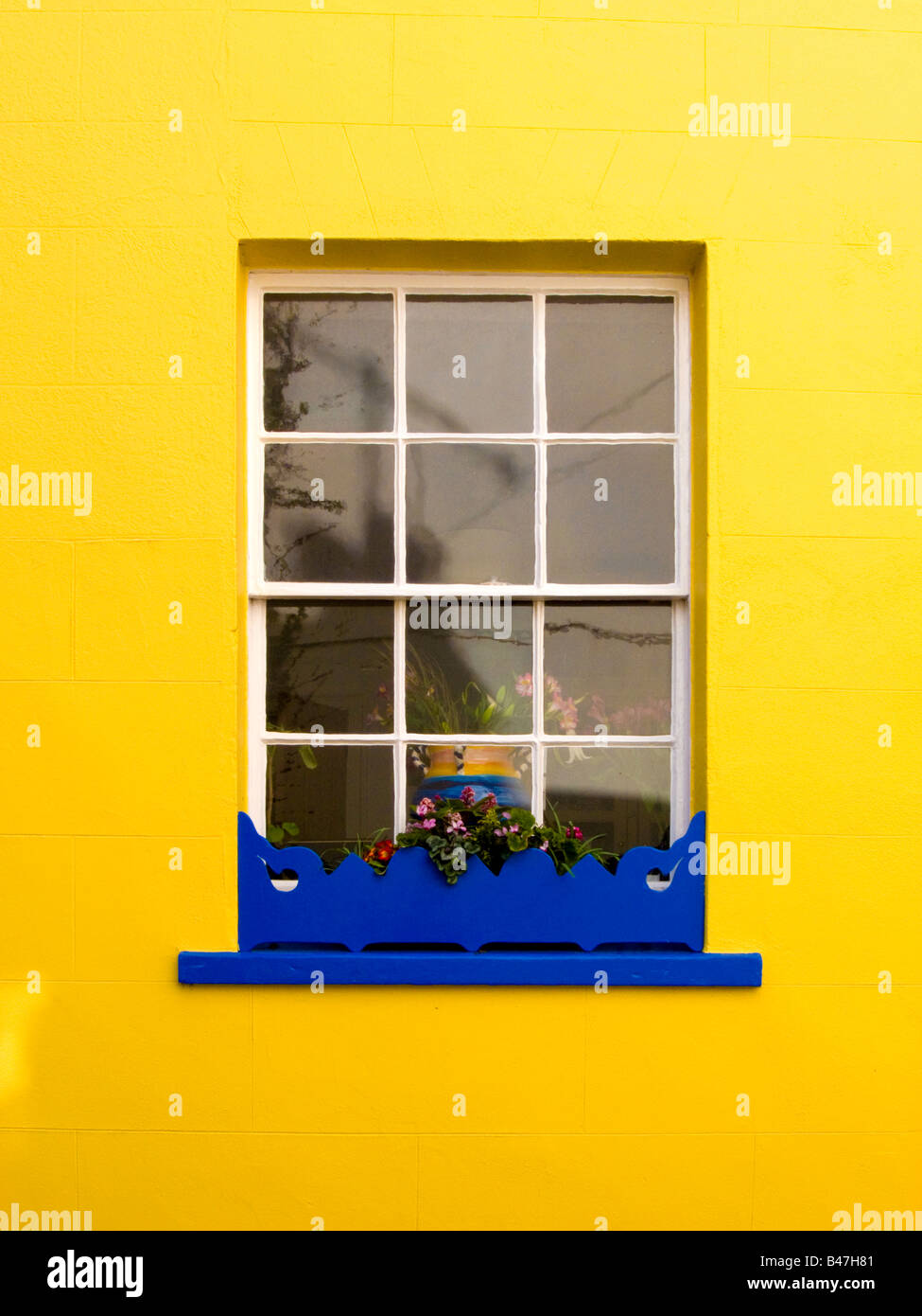 Window box uk hires stock photography and images Alamy