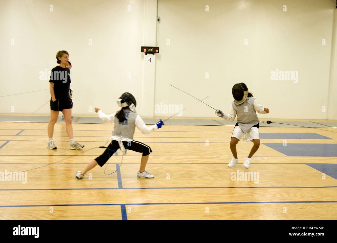 Fencing teacher hires stock photography and images Alamy