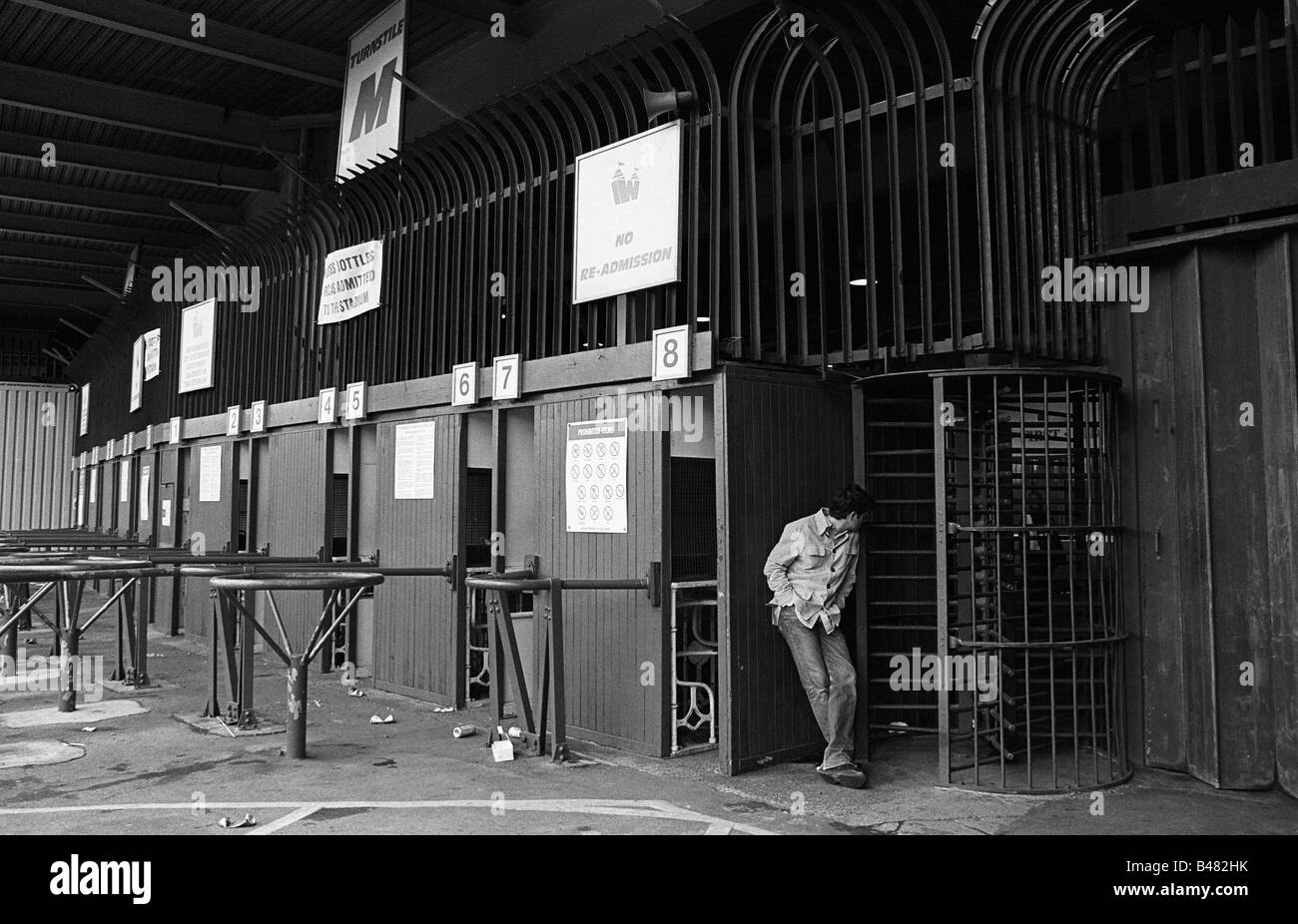 Ticketless football fan outside Wembley Stadium during the 1999 League Cup Final between Tottenham and Leicester City. Stock Photo