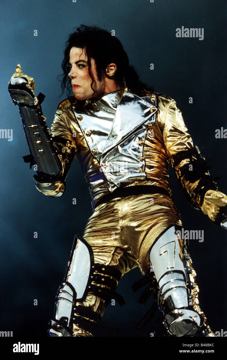 Michael jackson costume hi-res stock photography and images - Alamy