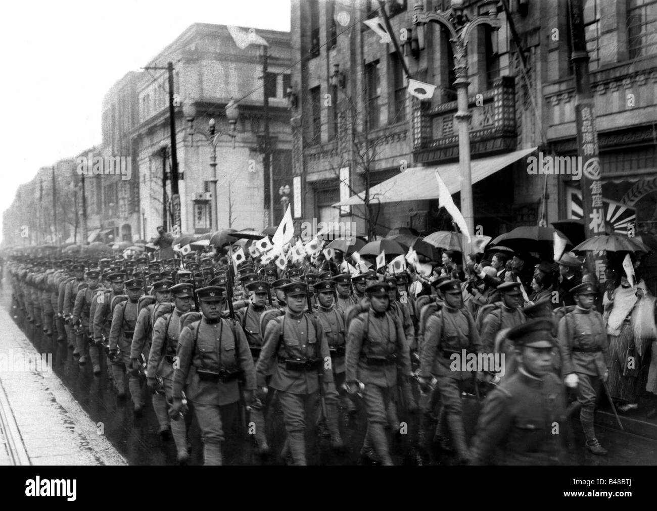 geograhy / travel, Japan, military, parade, day of army, 10.3.1938, cadetts of Toyama military academy, marching through Ginza, Tokyo, memorial of Mukden battle 1905, soldiers, infantry, Asia, historic, historical, 20th century, 1930s, celebration, people, Stock Photo