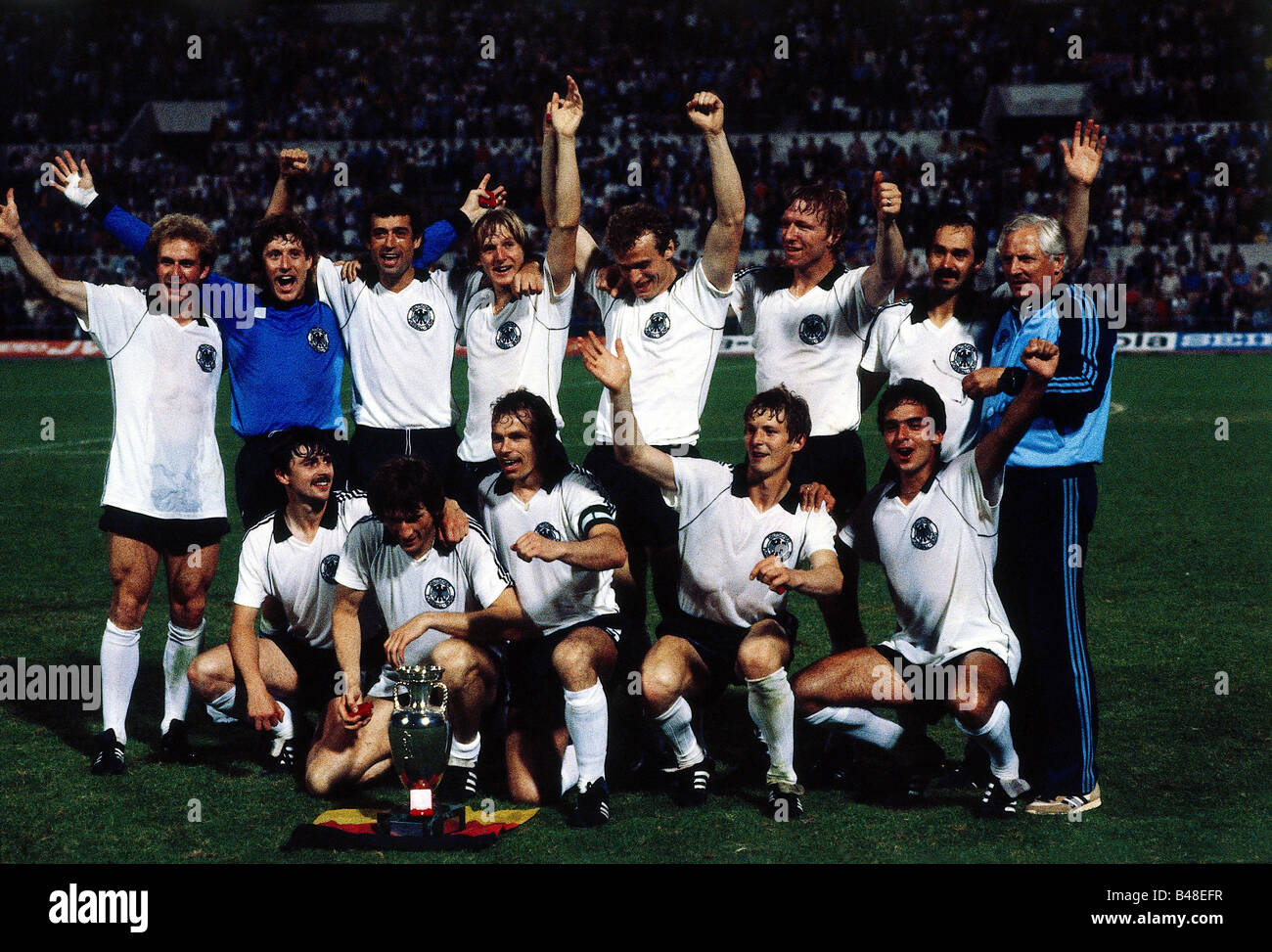 Sport / Sports, soccer, football, European championship, EURO 1980, German national team, group picture with cup, final against Belgium, 2:1 (1:0), Rome, Italy, 22.6.1980, Europe, championships, final round, victory, winner, winner, cup-winners, match, historic, historical, 20th century, people, 1980s, Stock Photo