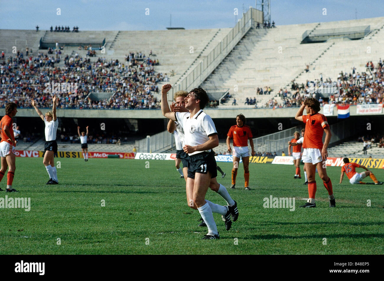 Sport / Sports, soccer, football, European championship, EURO 1980, final round Germany against Netherlands (3:2) in Naples, Italy, 14.6.1980, jubilation after goal by Klaus Allofs, action, Europe, championships, final round, match, historic, historical, 20th century, people, 1980s, Stock Photo