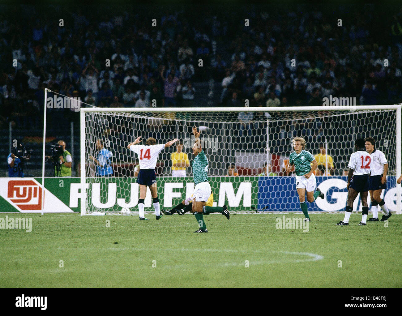 Sport, football, world championship, semifinal, Germany versus England, Turin, Italy, 4.7.1990, Stock Photo