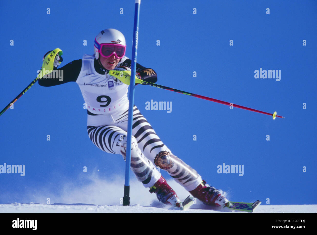 Ertl, Martina, * 12.9.1973, German athlete, Alpine Skiing, full length, Winter Olympic, Olympic Games, Lillehammer, 1994, Stock Photo