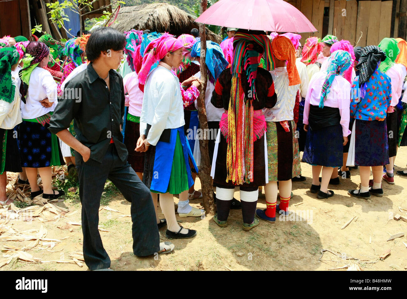Hmong funeral hi-res stock photography and images - Alamy