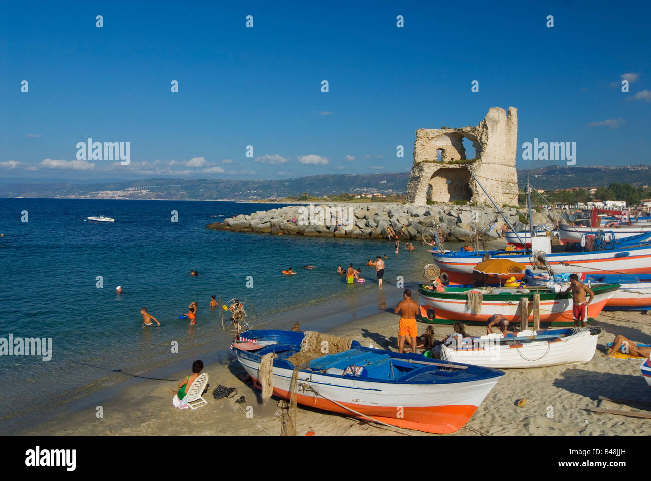 Bratico Italy locals beach hi-res stock photography and images - Alamy