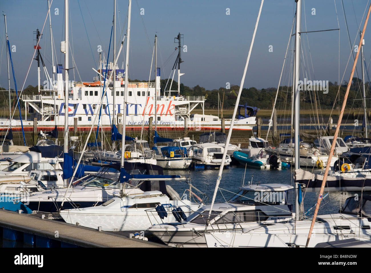 Isle of wight ferry lymington river hi-res stock photography and images ...