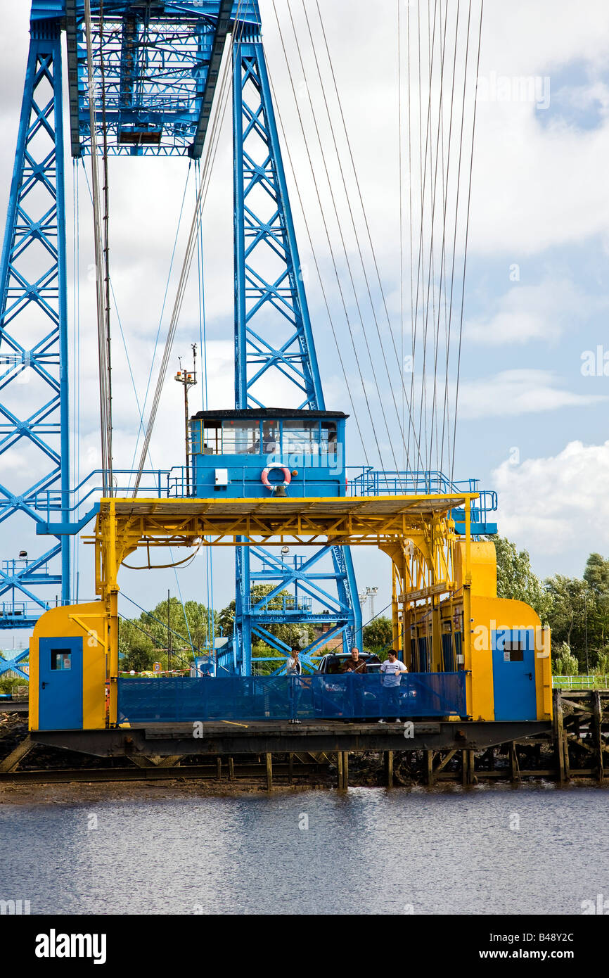 The gondola car carrier over the River Tees Middlesbrough Transporter ...