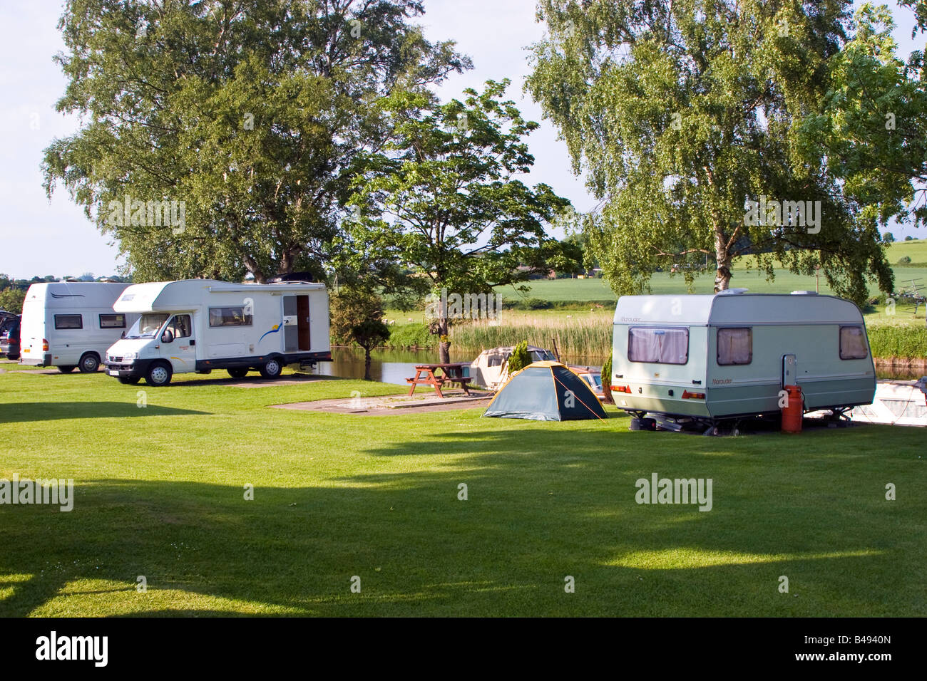 Woodbine Cottage Caravan Park on the banks of the River Weaver at Acton ...