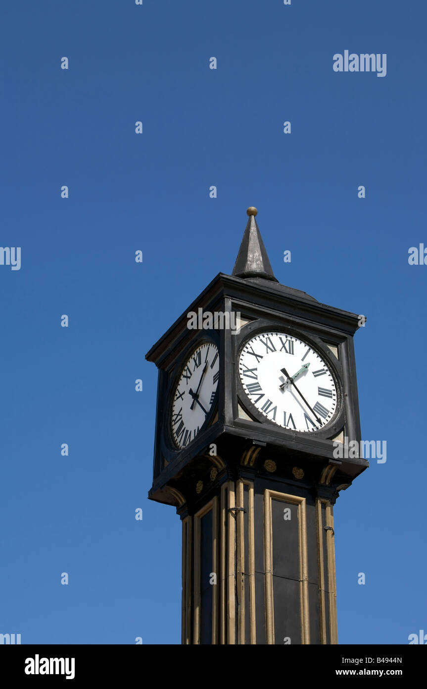 Tall clock tower hires stock photography and images Alamy