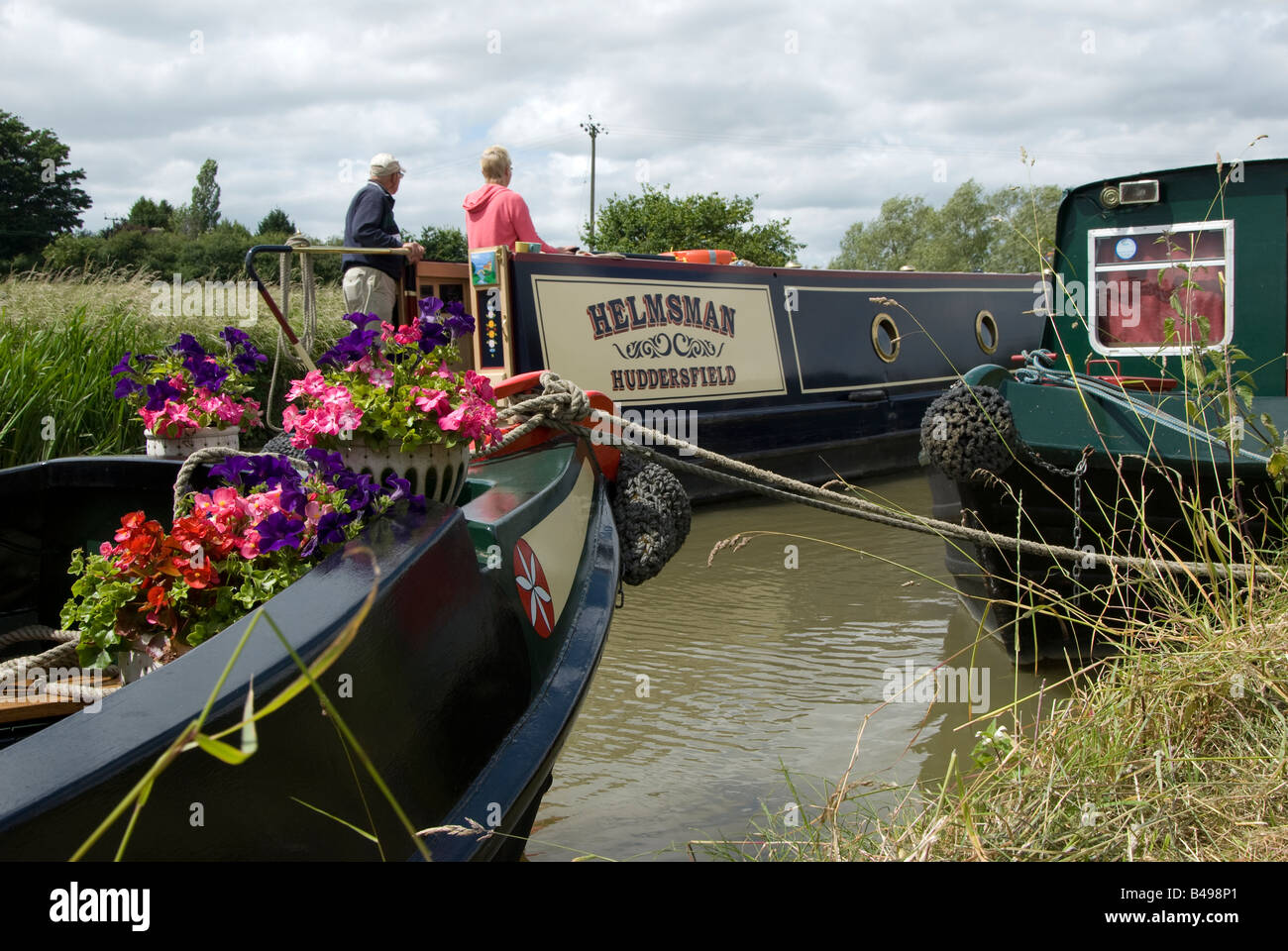Narrow boat canal hi-res stock photography and images - Alamy