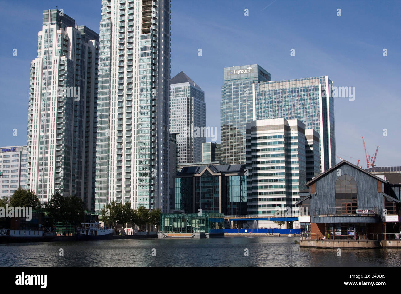 Canary wharf london dockland england uk gb Stock Photo - Alamy