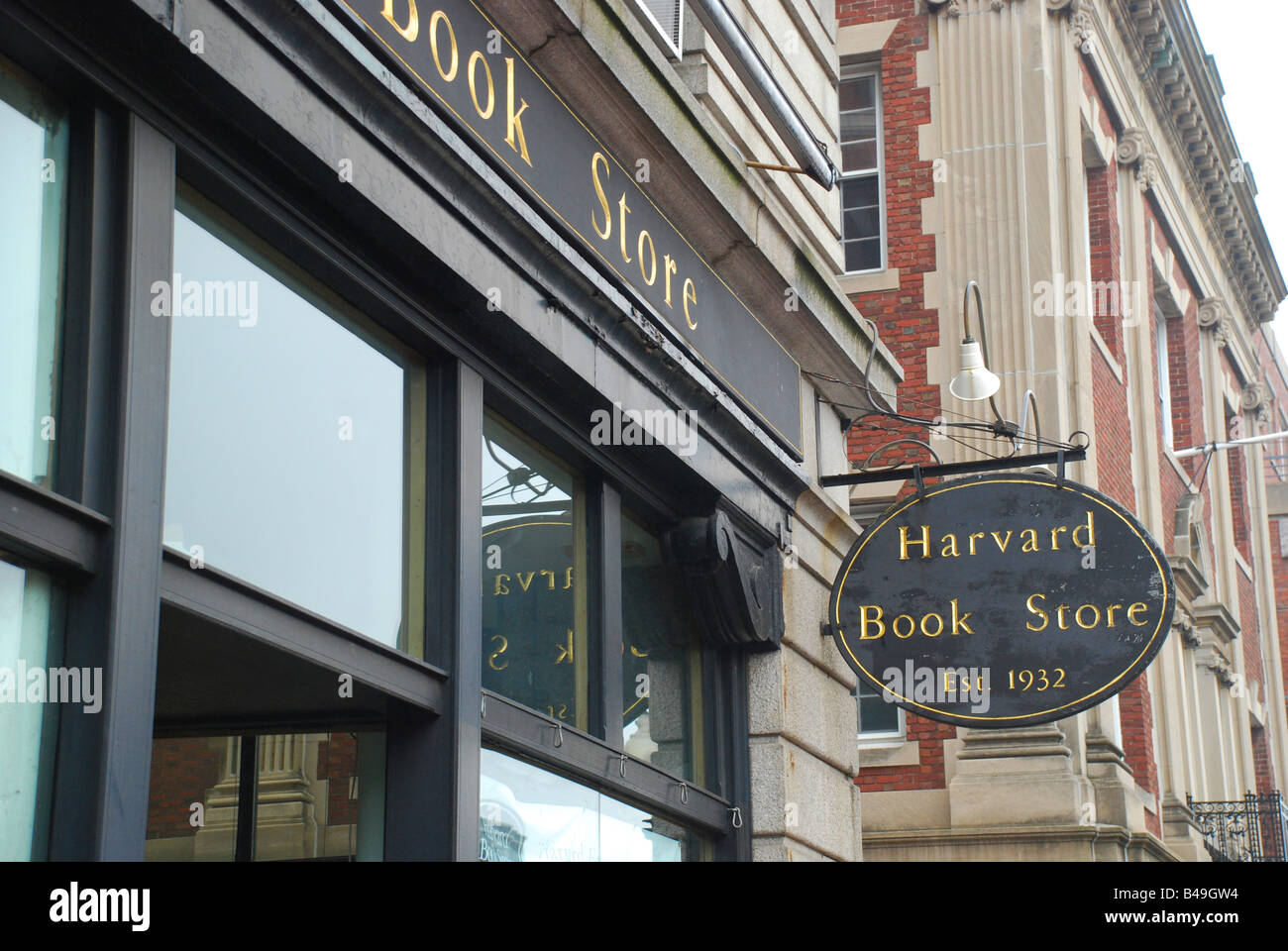 Harvard Book Store in Cambridge, Massachusetts Stock Photo Alamy