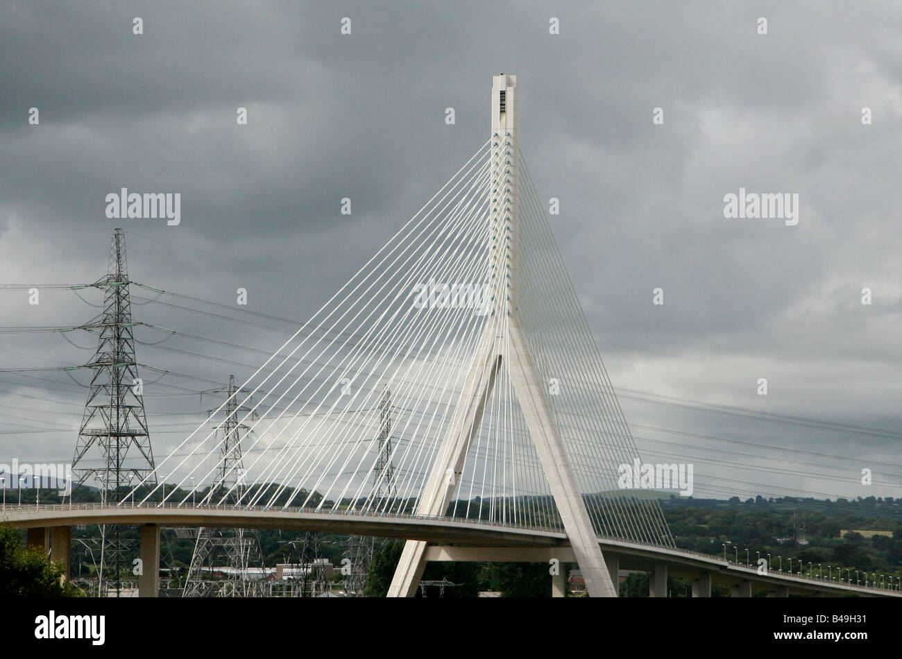 Flintshire bridge crossing the River Dee in Deeside Stock Photo Alamy