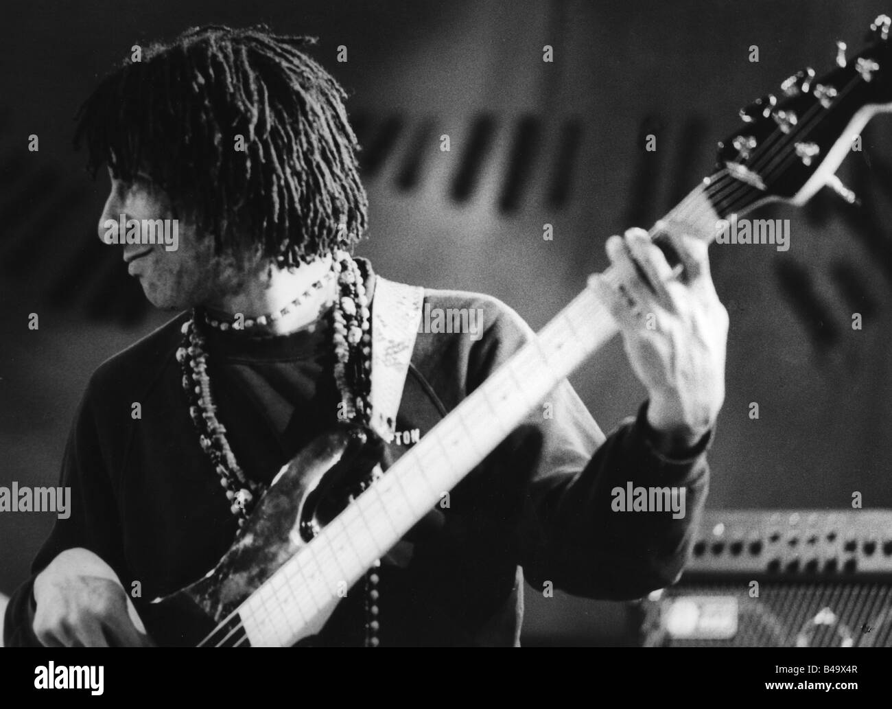 Cousins, Richard, American musician (Jazz), half length, playing bass, live performance, Montreux Jazz Festival, July 1993, Stock Photo