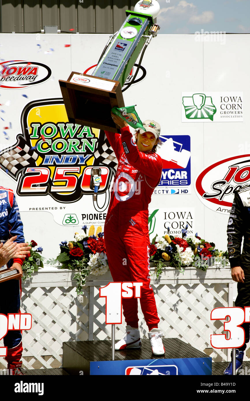 Dan Wheldon Winner IRL Indy Car Iowa Corn 250 Newton IA Stock Photo