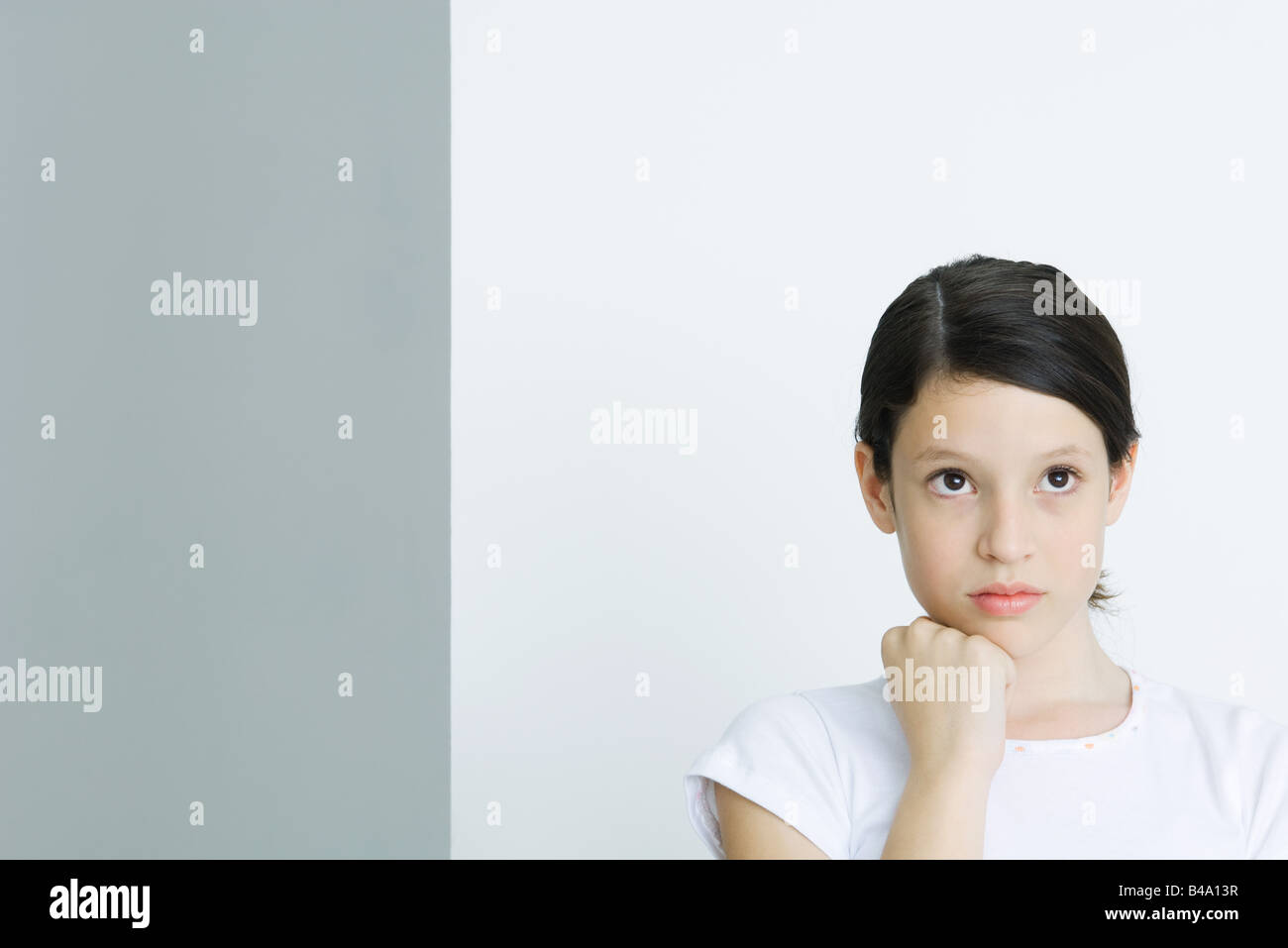 Girl hands under chin portrait hi-res stock photography and images - Alamy