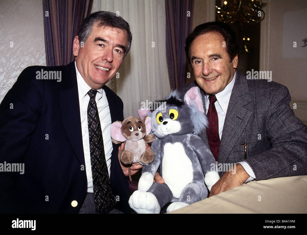 Barbera, Joseph, 24.3.1911 - 18.12.2006, US producer, (cartoon), half length, with Phil Roman, at movie presentation, 'Tom and Jerry: The Movie', USA 1992, director: Phil Roman, Filmtheater Sendlinger Tor, Munich, 28.9.1992, Stock Photo