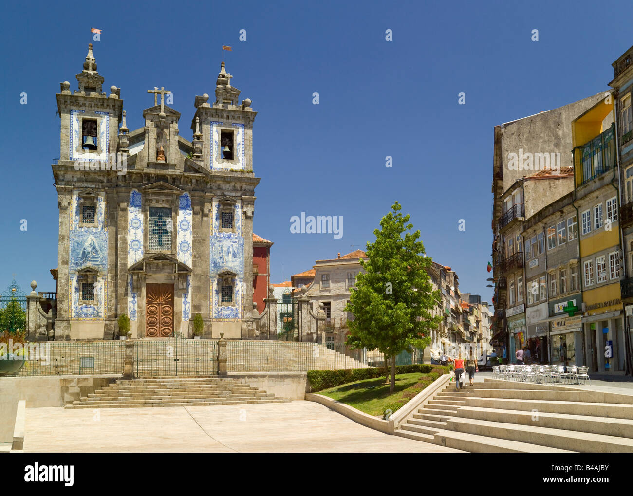 Praça Da Batalha, The Igreja De Santo Ildefonso Church, Oporto Porto,  Portugal Stock Photo - Alamy