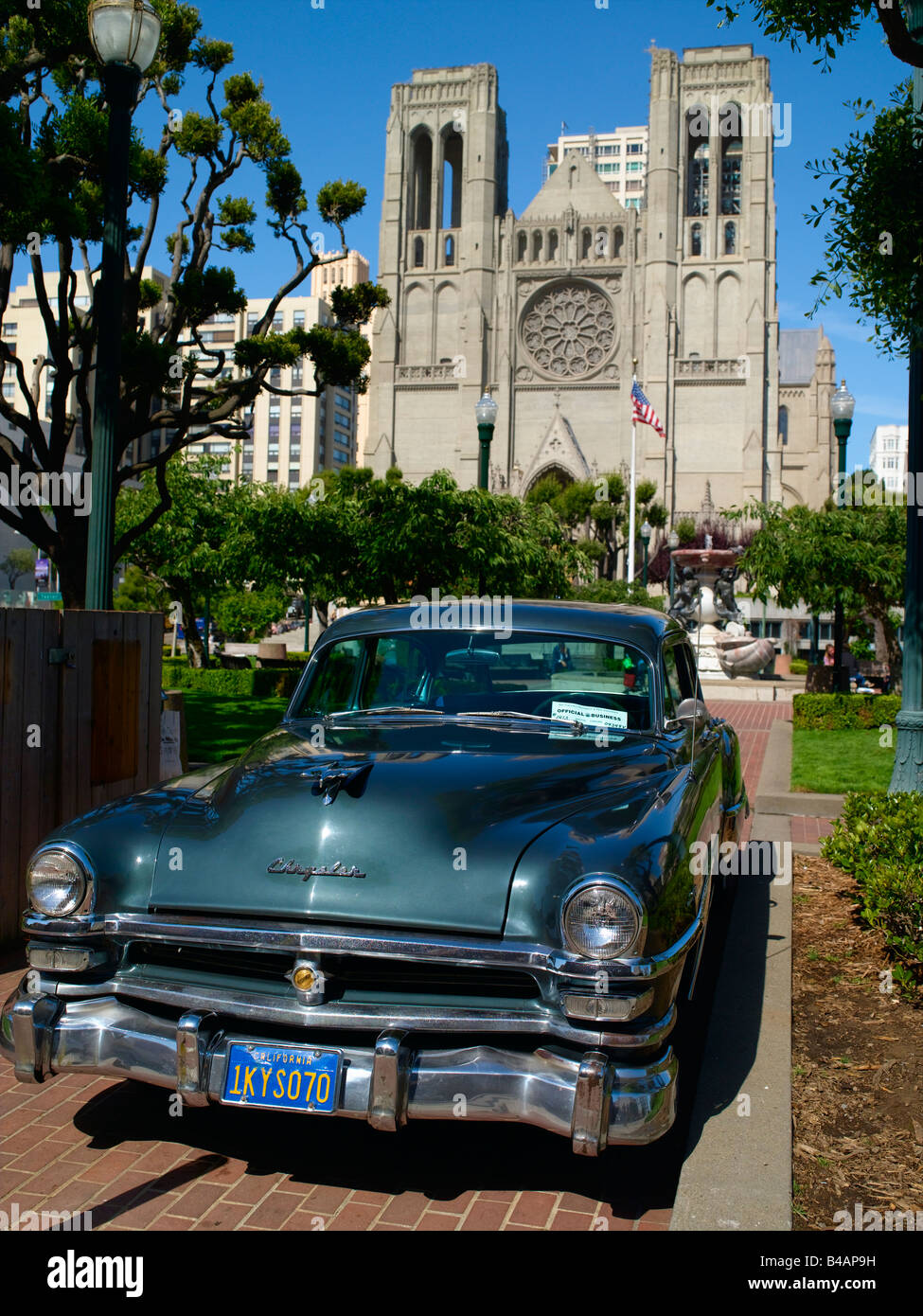 Grace Cathedral, Nob Hil, Chrysler Car, San Francisco Stock Photo