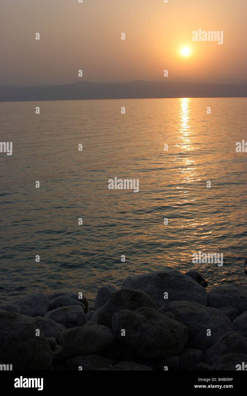 Dead sea shore jordan hi-res stock photography and images - Alamy
