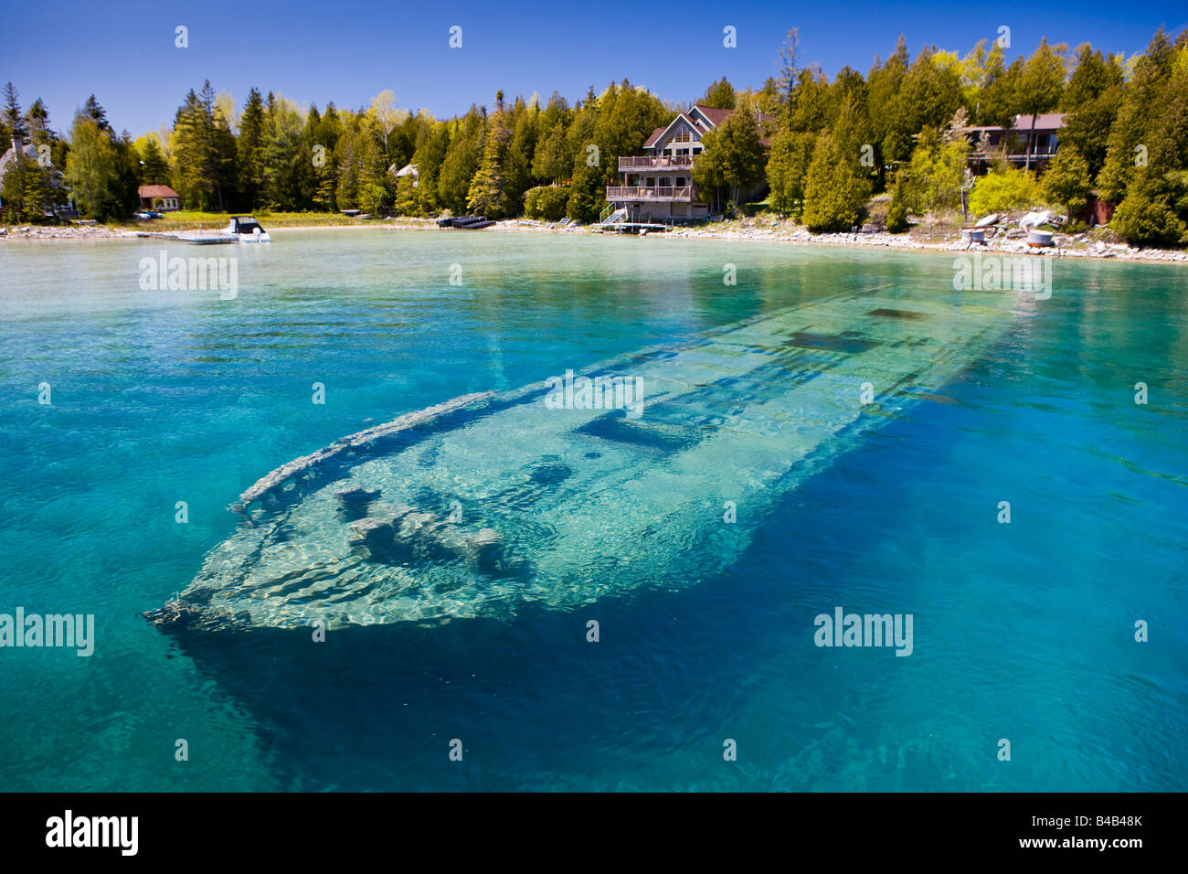 Shipwreck of the ship Sweepstakes (built in 1867) in Big Tub Harbour, Fathom Five National Marine Park, Lake Huron, Ontario. Stock Photo