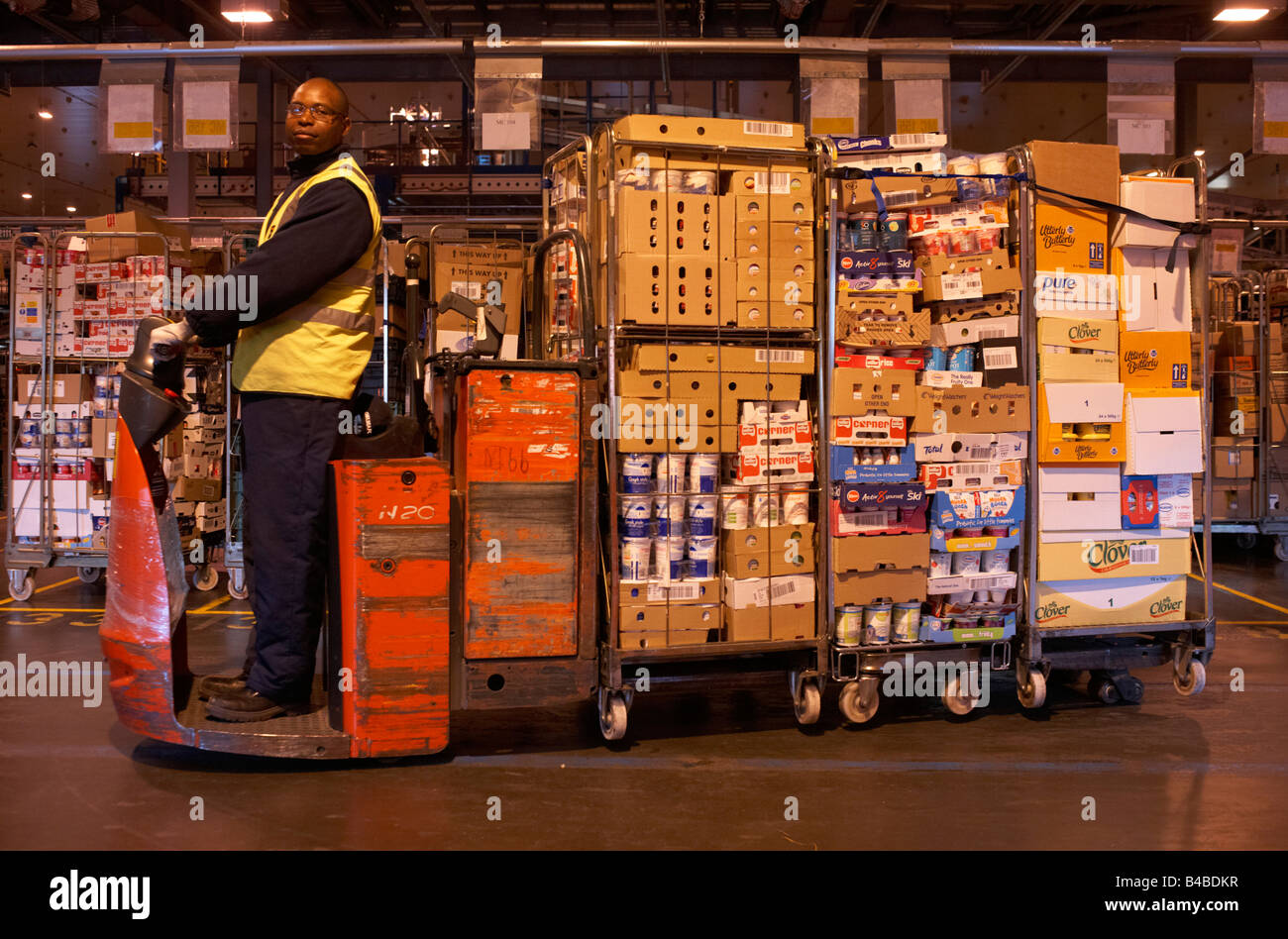 Food delivery driver stock hi res stock photography and images Alamy