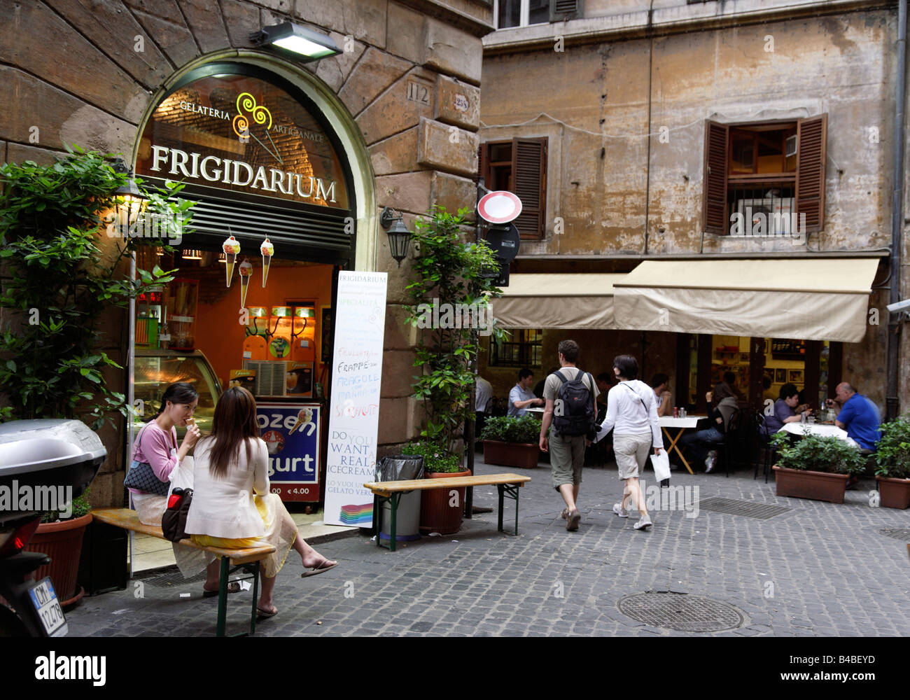 Ice cream rome italy hires stock photography and images Alamy