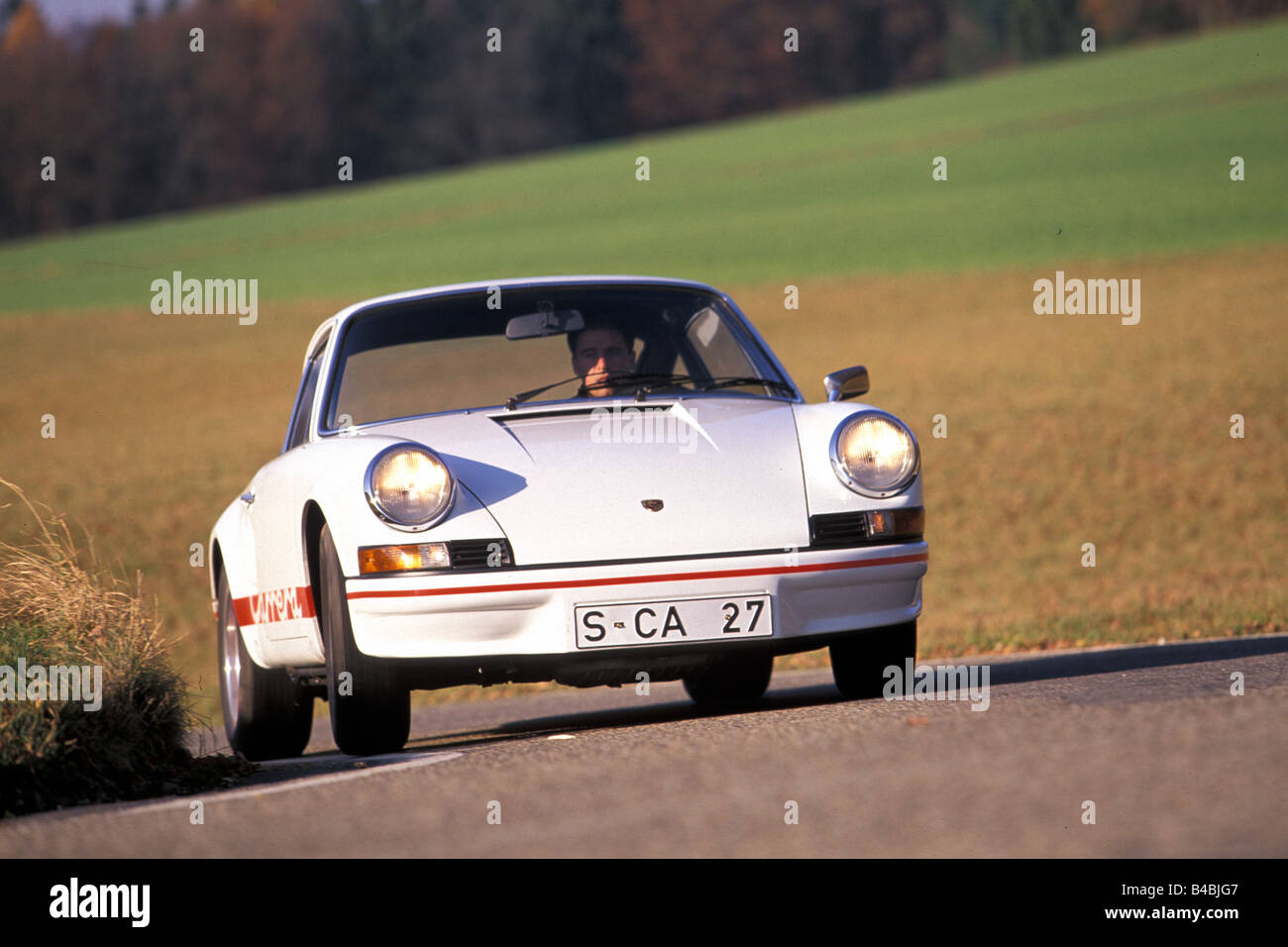 Car, Porsche 911 Carrera RS, model year 1971-1973, white, roadster,  coupe/Coupe, FGUJ, driving, diagonal from the front, frontal Stock Photo -  Alamy
