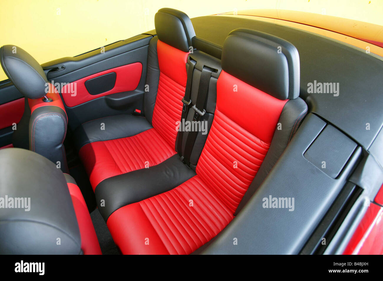 Car, Opel Astra Convertible, diesel engine, model year 2000-, orange , open  top, interior view, Interior view, seats, technique Stock Photo - Alamy