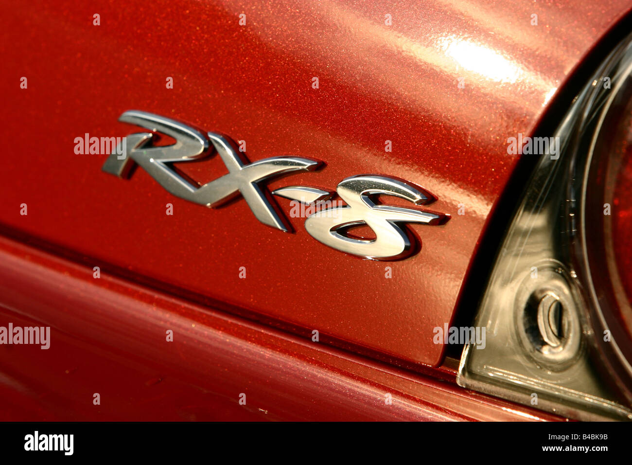Car, Mazda RX 8, roadster, model year 2002-, red, coupe/Coupe, FGHDS, Detailed view, Model designation, technique/accessory, acc Stock Photo