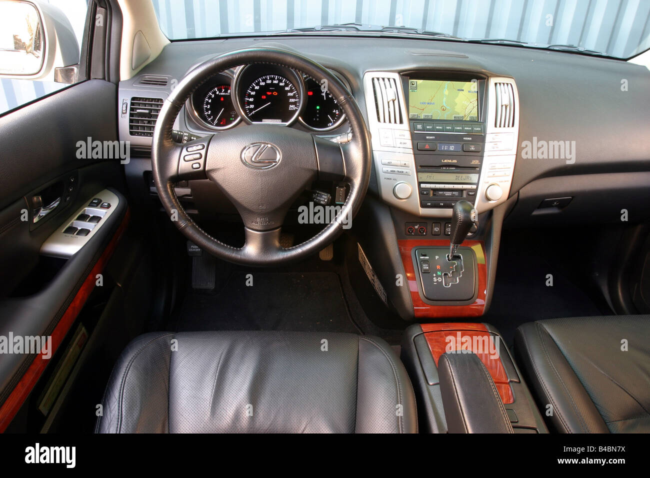 Car Lexus RX 300 Luxury Cross Country Vehicle Model Year 2003 FGAH Car Lexus RX 300 Luxury Cross Country Vehicle Model Year 2003 FGAH