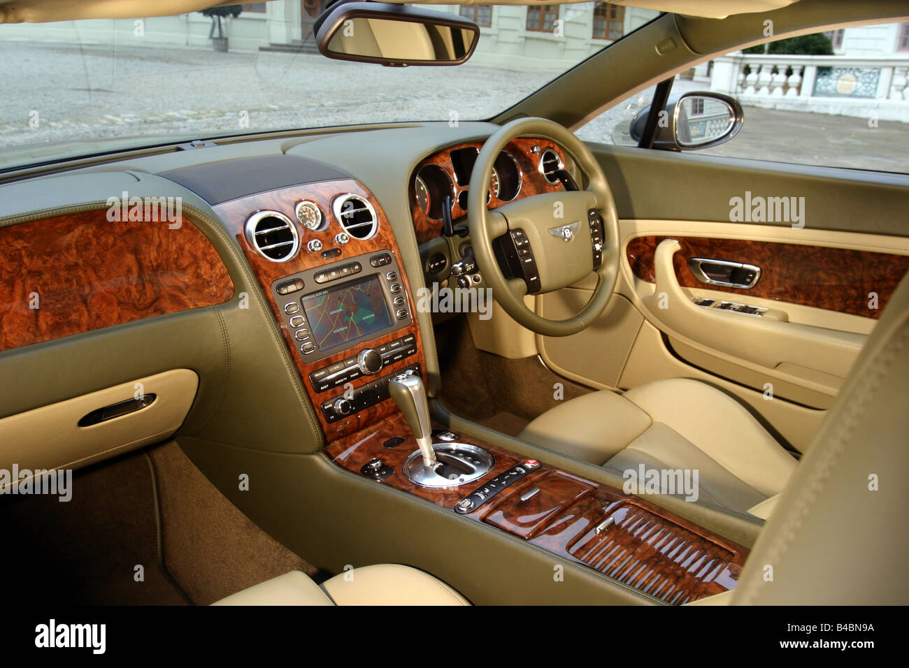 Car, Bentley Continental GT, Luxury approx.s, model year 2003-, anthracite,  coupe/Coupe, FGHDS, interior view, Interior view, Co Stock Photo - Alamy