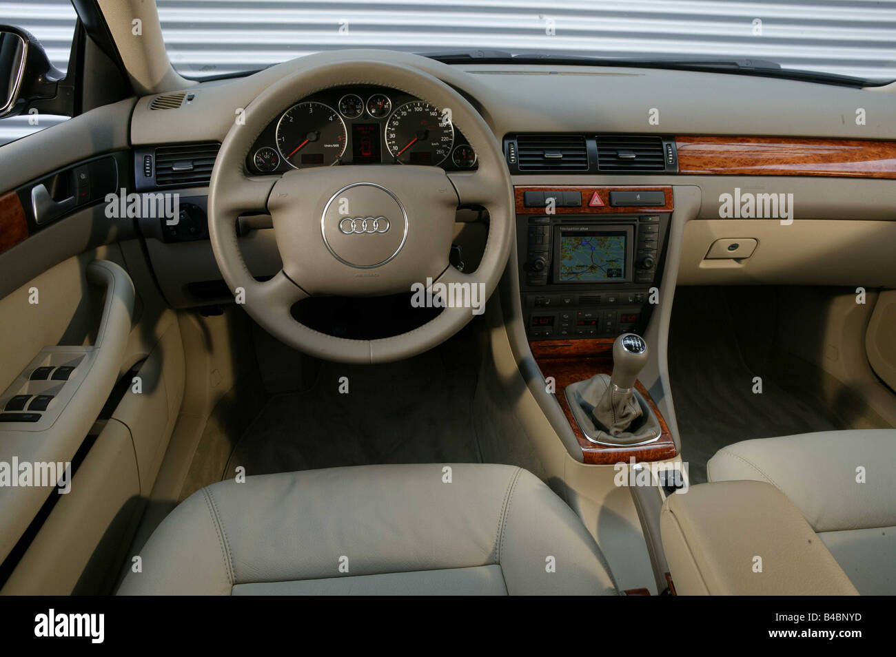 Car, Audi A6 2.5 TDI Avant, hatchback, upper middle-sized , model year 2001-,  black, interior view, Interior view, Cockpit, tech Stock Photo - Alamy