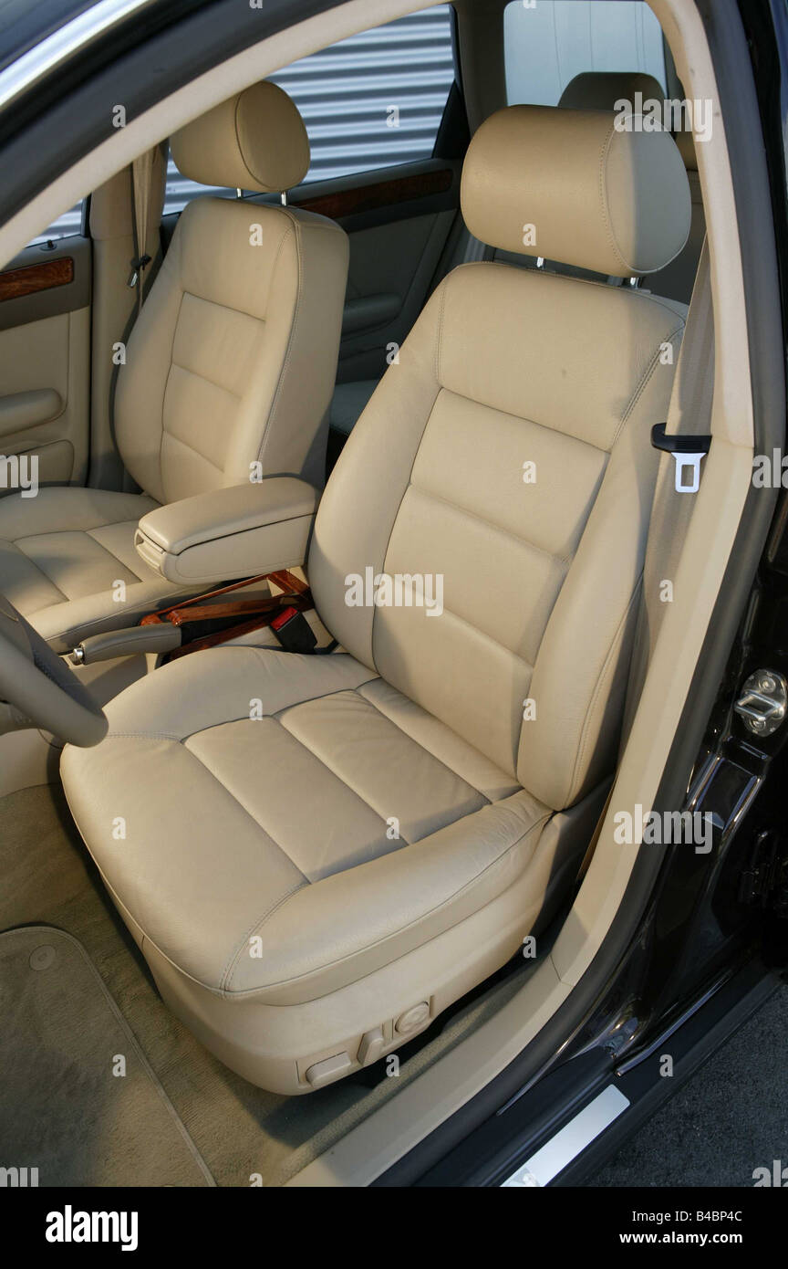 Car, Audi A6 2.5 TDI Avant, hatchback, upper middle-sized , model year  2001-, black, interior view, Interior view, seats, Driver Stock Photo -  Alamy