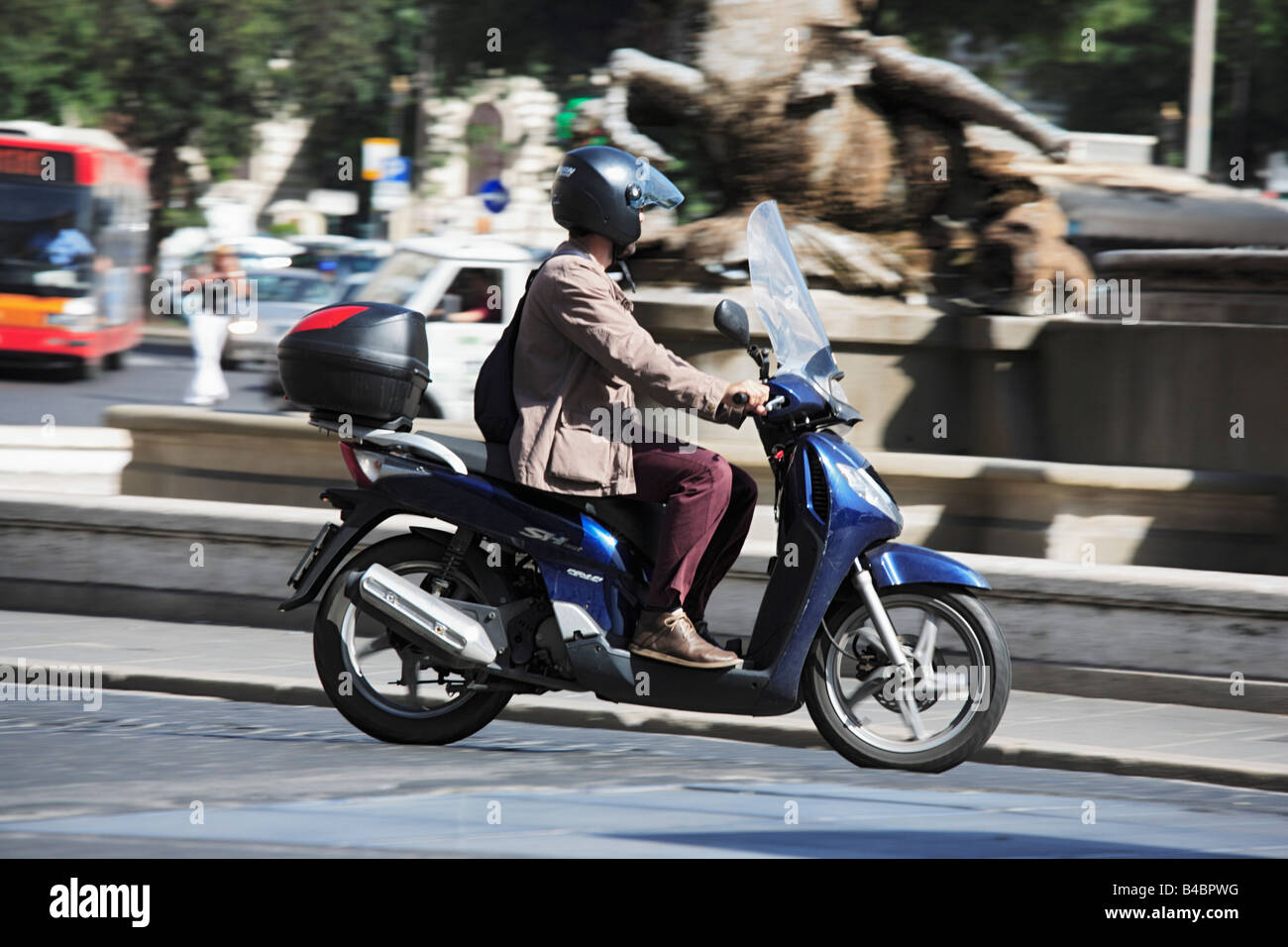 Scooter rome hi-res stock photography and images - Alamy