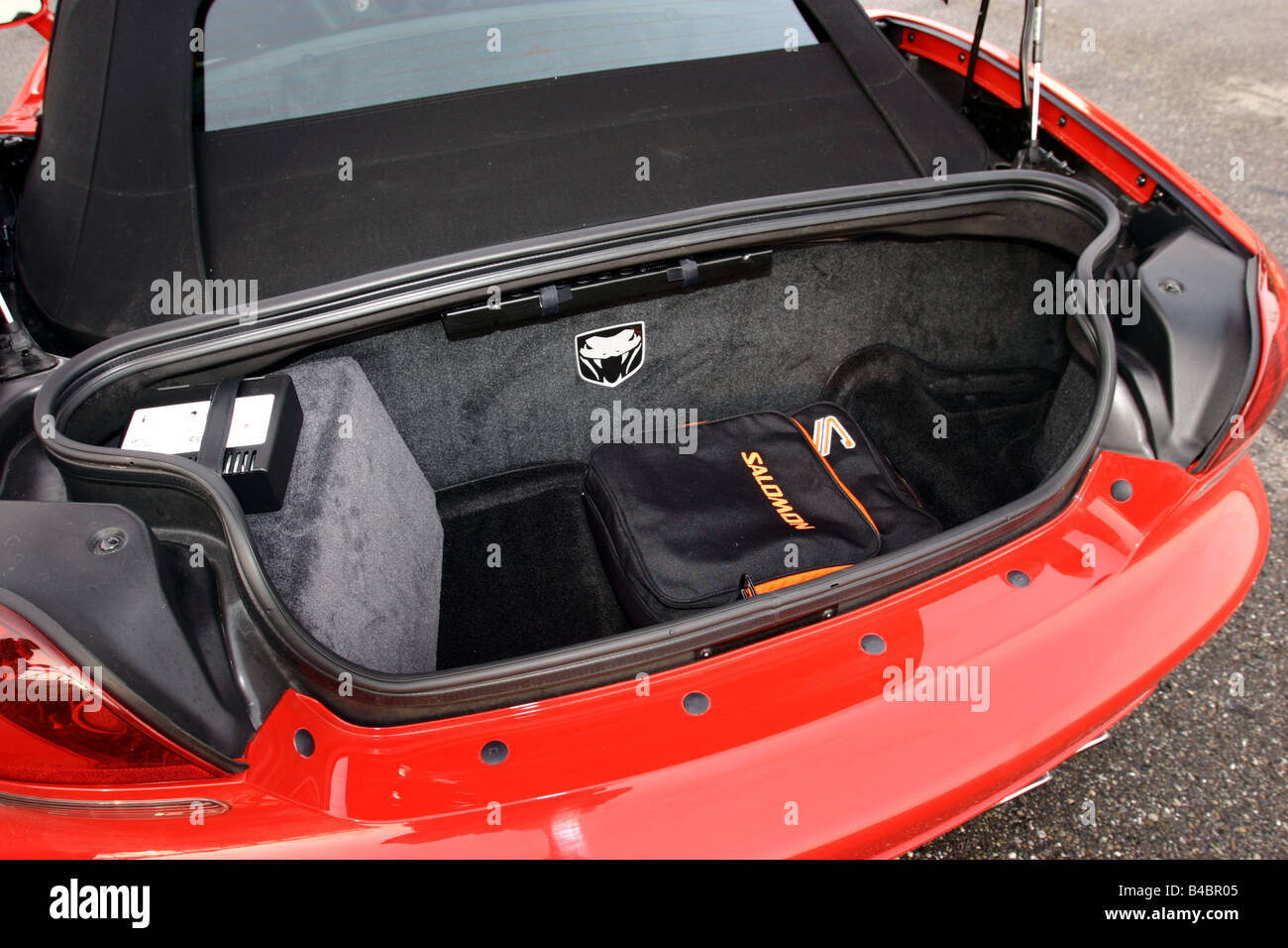 Car, Dodge Viper SRT-10, Convertible, model year 2003-, red, FGHDS, view into boot, technique/accessory, accessories Stock Photo