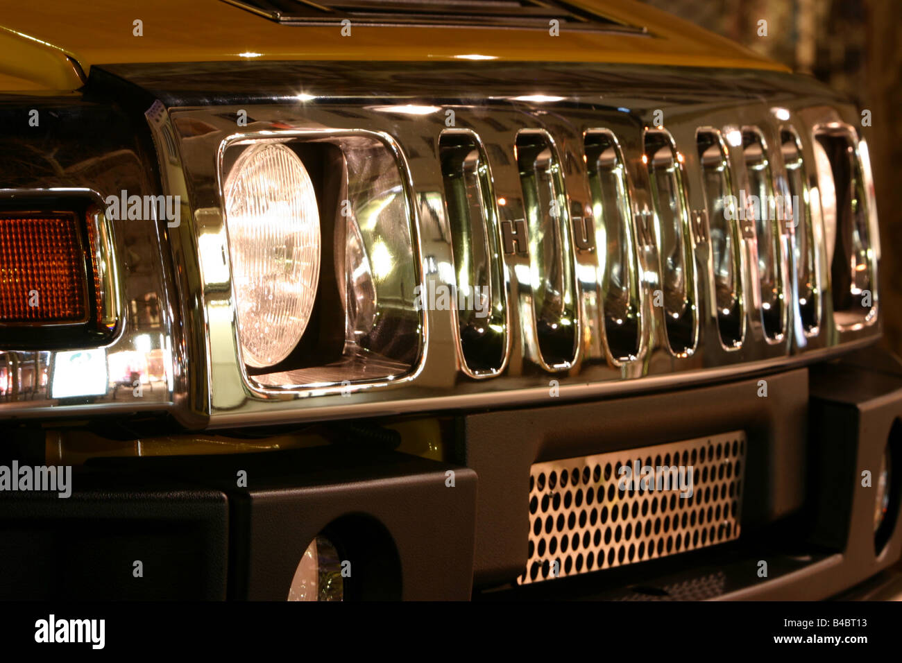 Car, Chevrolet Hummer H2, cross country vehicle, model year 2001-, yellow, Detailed view, headlight, headlamp, Bumper, technique Stock Photo
