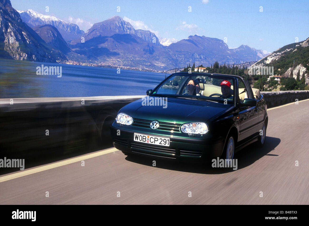 Car, VW Volkswagen Golf IV Convertible, model year 1998-, dark green,  driving, diagonal from the front Stock Photo - Alamy
