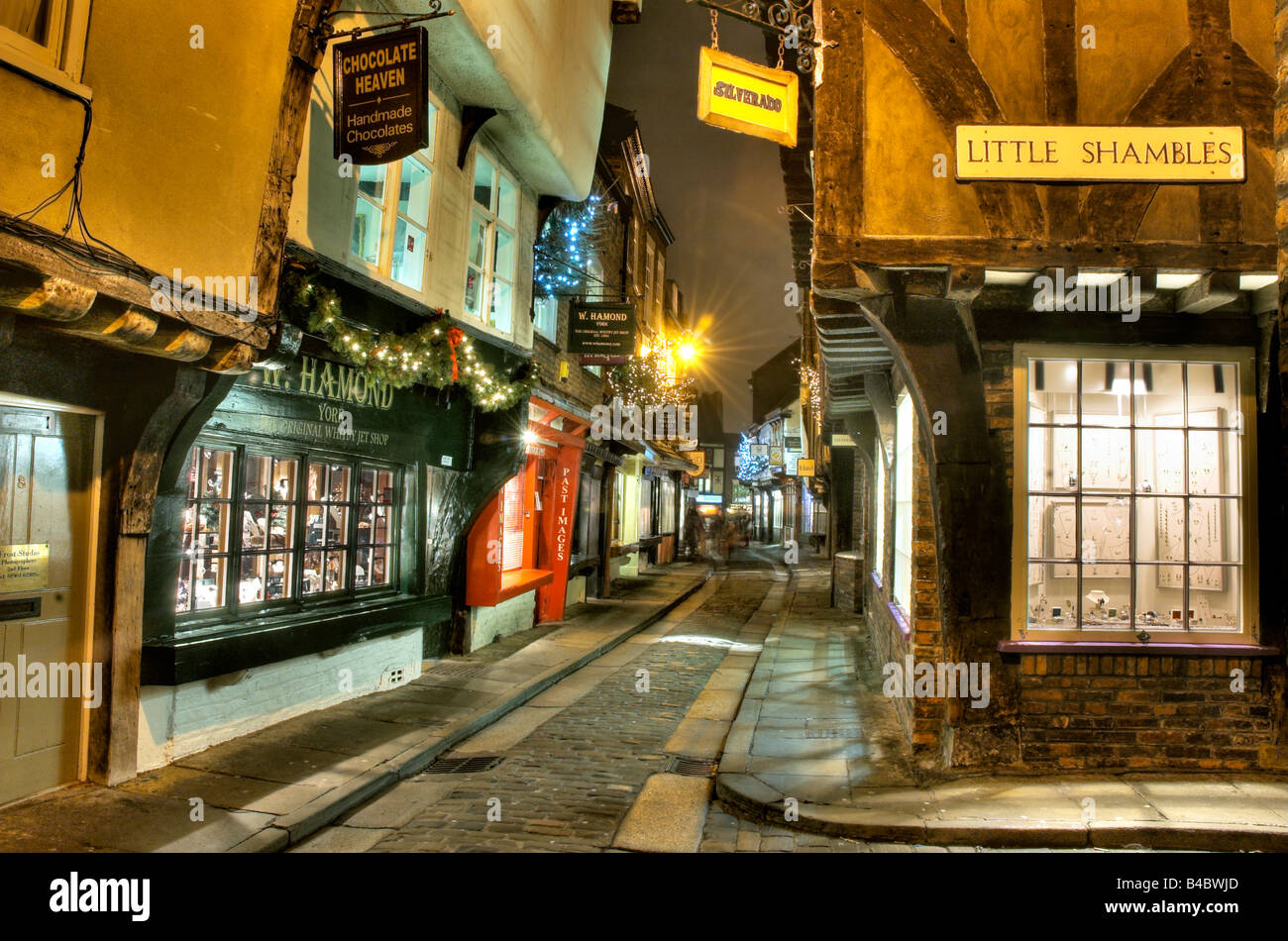 Christmas Evening in the Shambles York, UK Stock Photo 19930581 Alamy