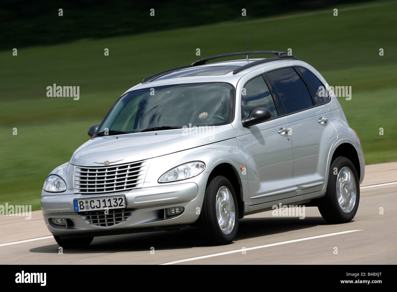 Car, Chrysler PT Cruiser 2.2 CRD, Van, silver, model year 2003 ...