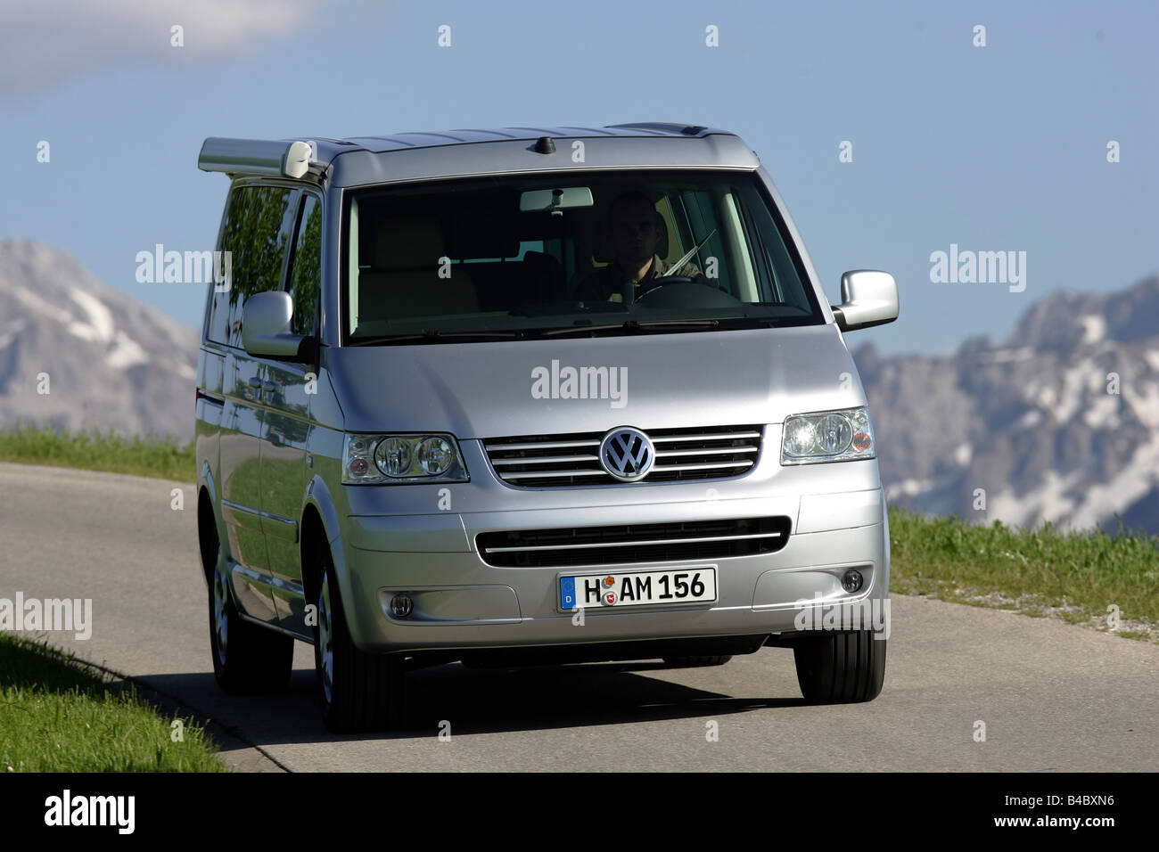 Car, VW Volkswagen California TDI Comfortline, Minibus, Camper, Campsite,  model year 2004-, driving, diagonal from the front, fr Stock Photo - Alamy