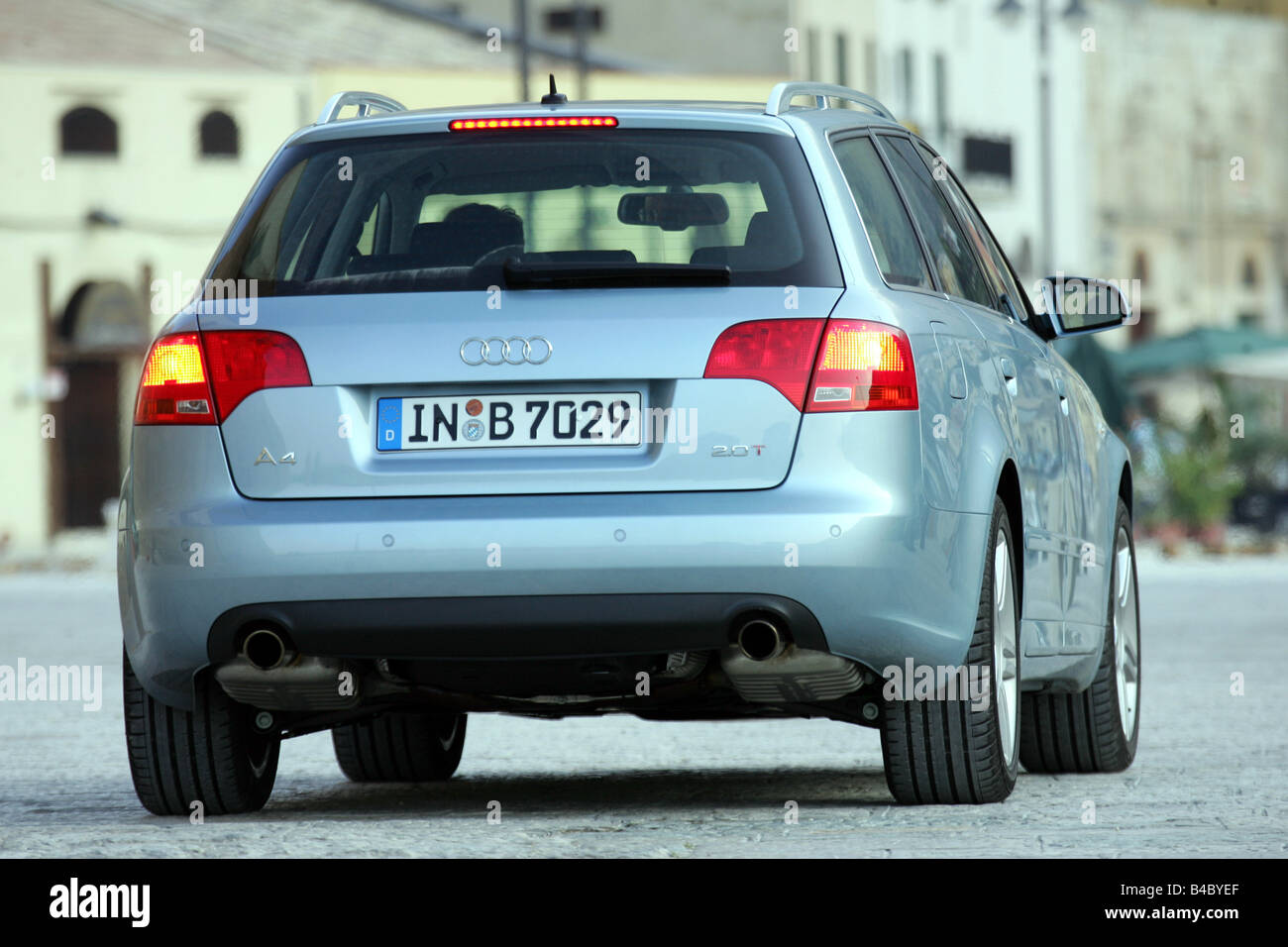 Car, Audi A4 Avant, Facelift, model year 2004-, silver-blue, hatchback, Limousine, medium class, standing, upholding, diagonal f Stock Photo