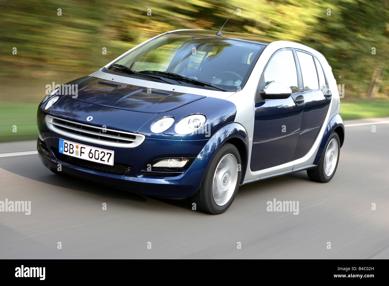 Smart forfour hi-res stock photography and images - Alamy