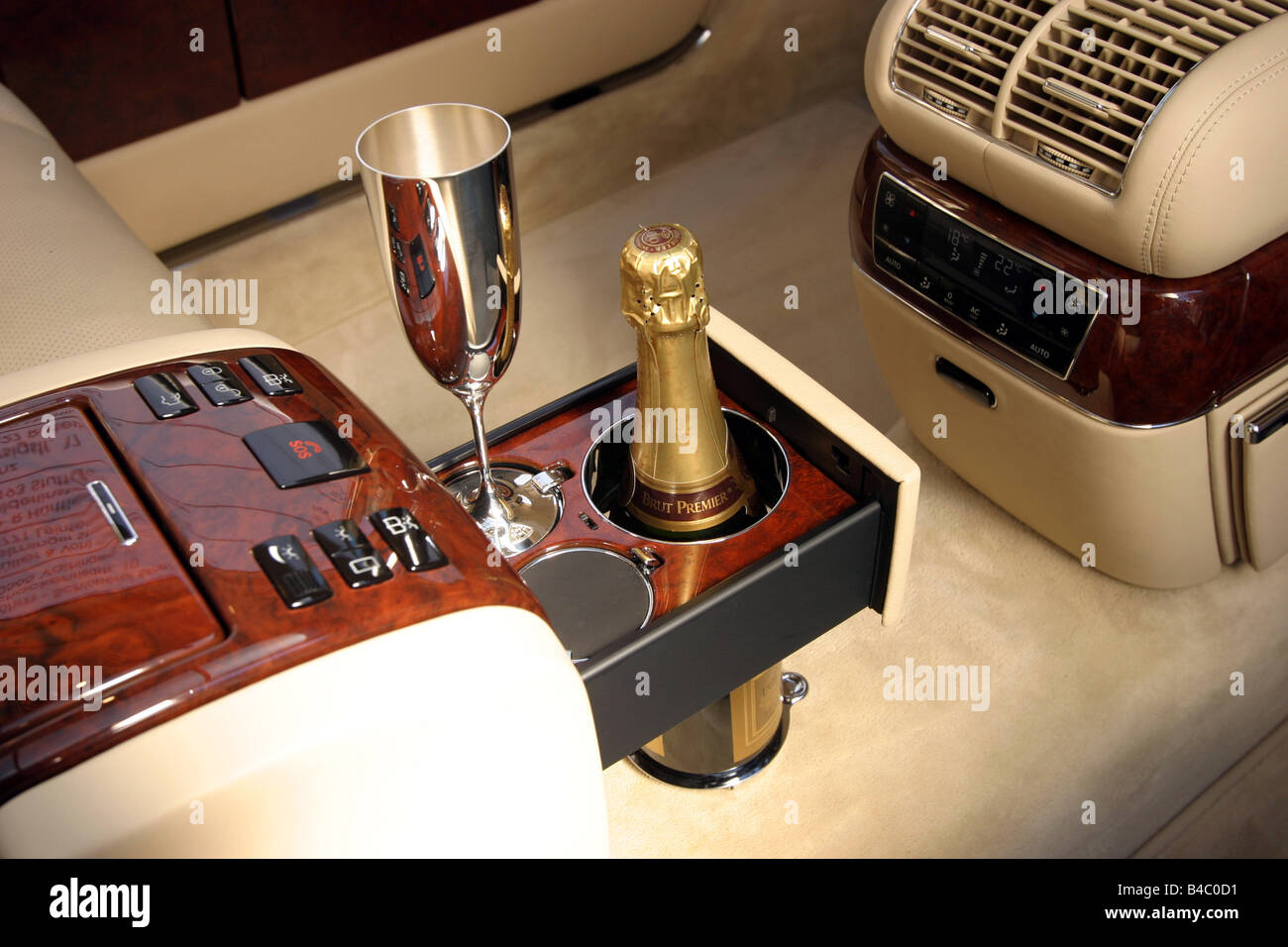 Car, Mercedes Maybach 62, Luxury approx.s, Limousine, model year 2002-, Detailed view, Interior view, Champagne, technique/acces Stock Photo