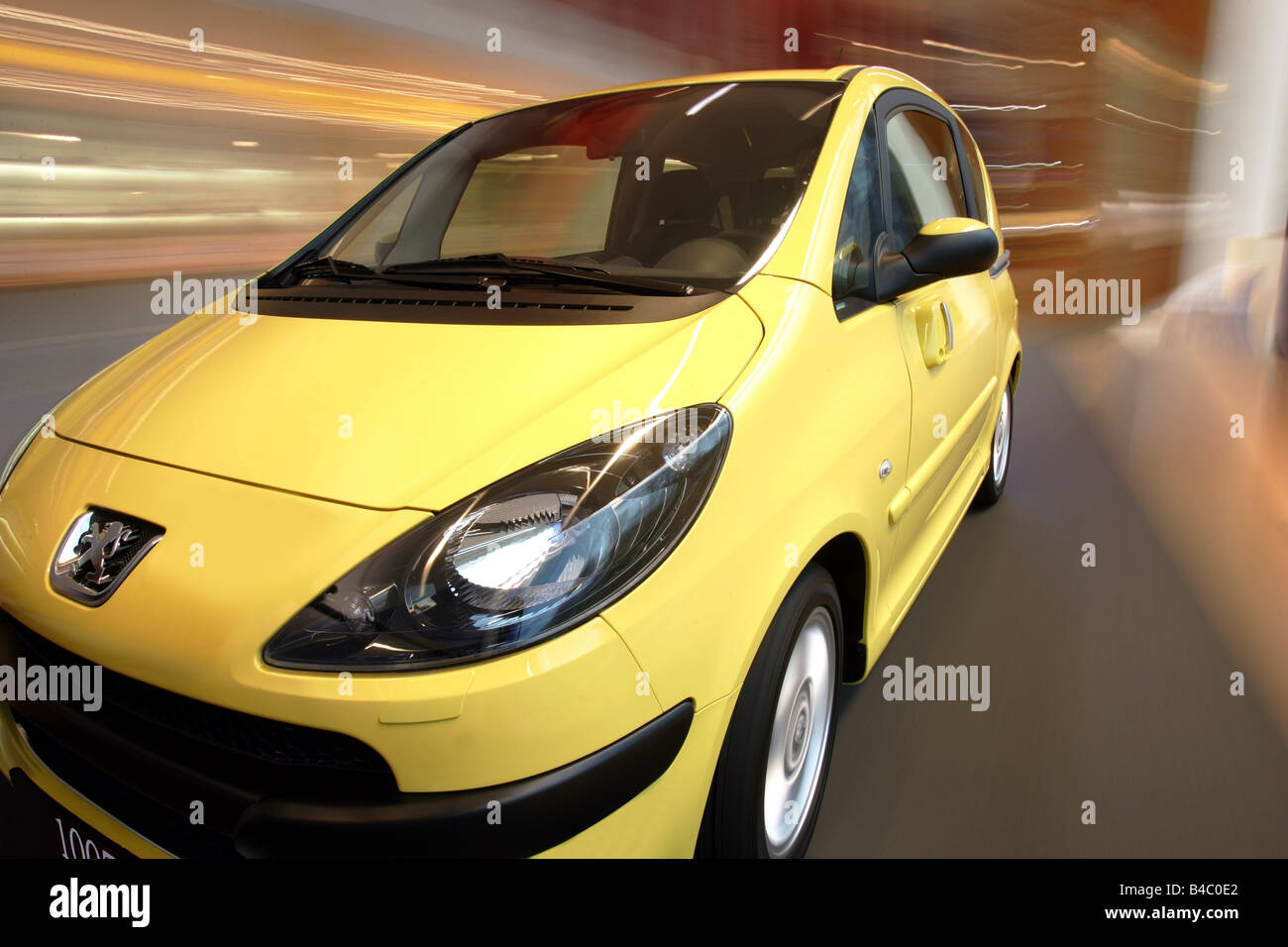 P1007 Color Peugeot 1007 hi-res stock photography and images - Alamy