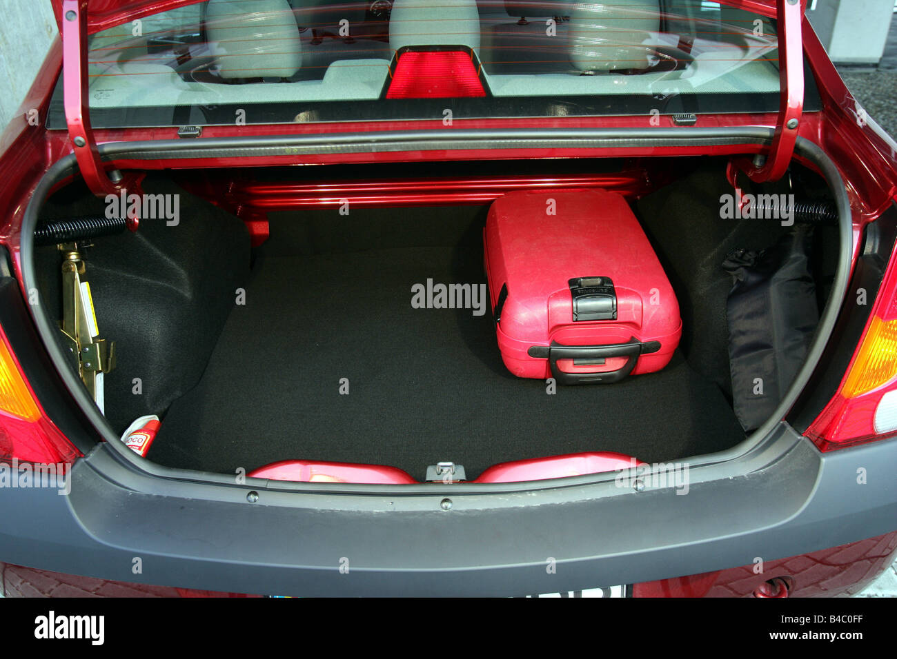 dacia - Alamy stock Car images and hi-res photography