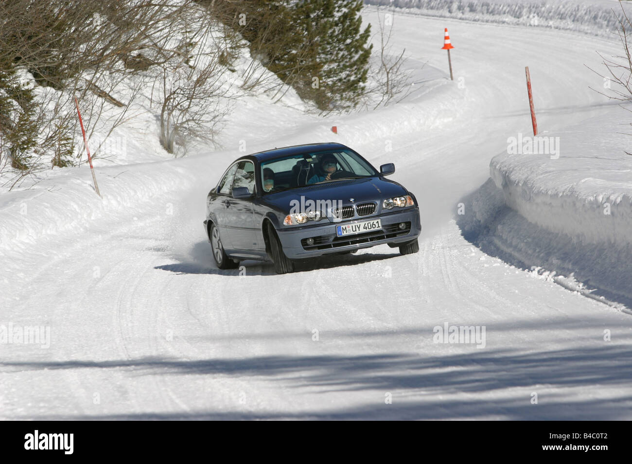 Car, Security, BMW, Winter tire test, Drift, Snow, test track,  photographer: Uli Jooss Stock Photo - Alamy