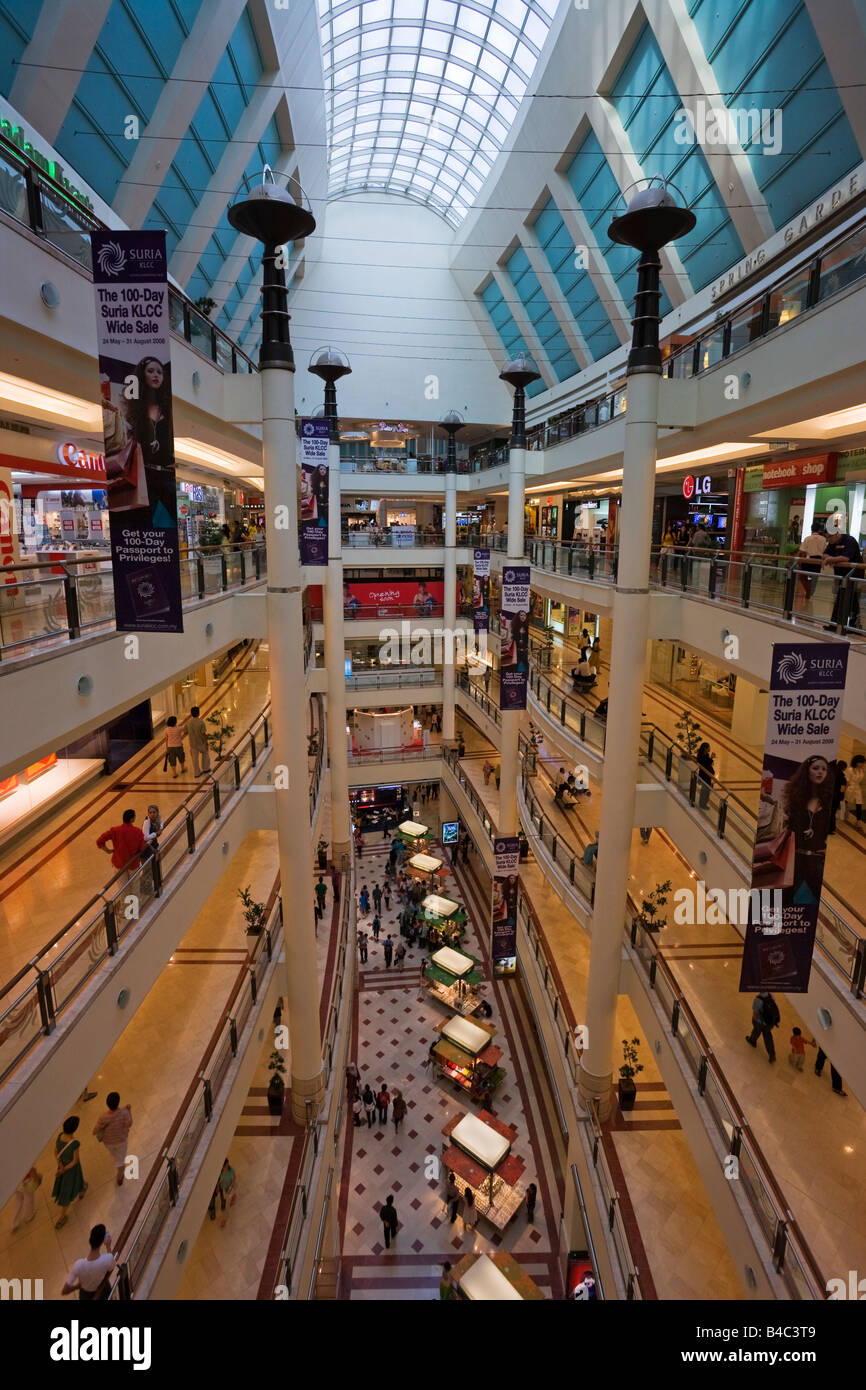 Asia, Malaysia, Selangor State, Kuala Lumpur, interior of a modern shopping complex at the foot of the Petronas Towers Stock Photo